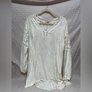 Brand Monoreno, Size Large, Beige/White color